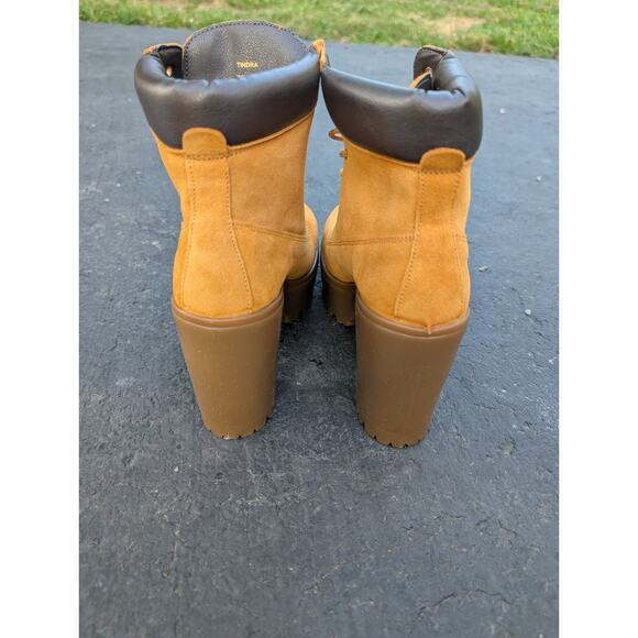 STEVE MADDEN TINDRA Tan Suede Leather Platform Lace up Boots Sz 9 Chunky Bratz - Picture 5 of 8